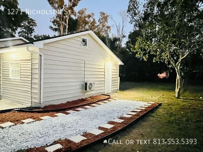 Building Photo - 1271 Nicholson St Rental
