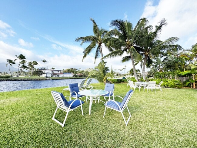Photo - Furnished Kaimalino House Fronting Canal & Overlooking Kailua Bay