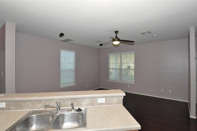 Photo - 1900 Scofield Ridge Pkwy Unit 5403