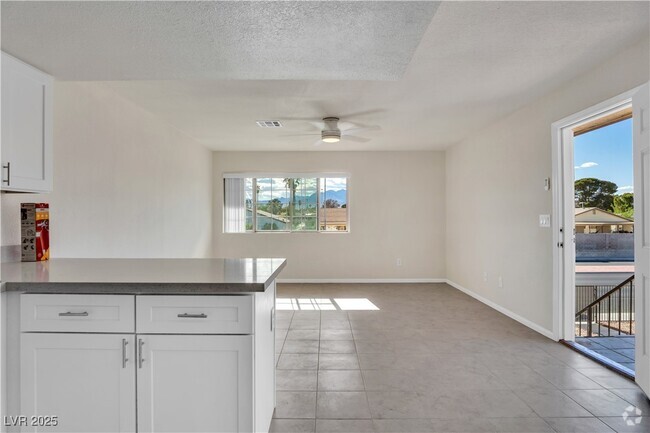 Building Photo - 2217 N Jones Blvd Rental