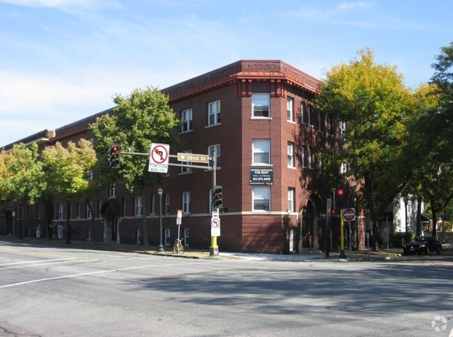 Building Photo - 2121 Hennepin Ave S Rental