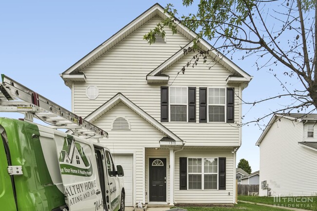 Building Photo - 1316 Crandon Dr