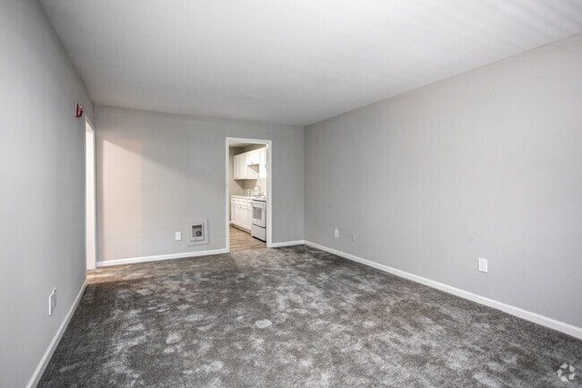 2BR, 1BA - 900SF - Living Room