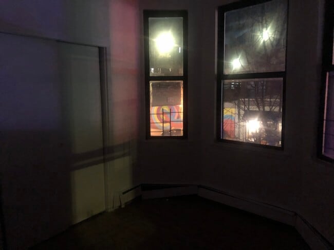 Photo - 400 North Ave Unidad 3rd