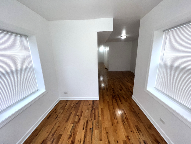 Photo - 3911 W 14th St Apartment Unit 3