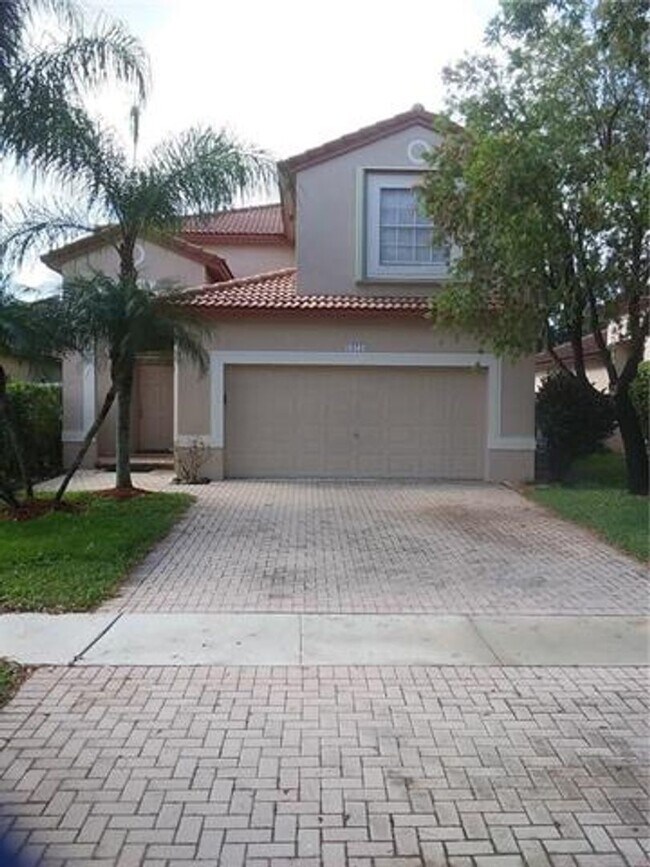 Photo - 19250 NW 12th Manor