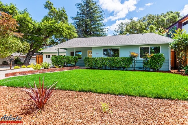 Building Photo - Stunning Home | Completely Remodeled | Des...