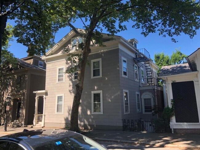 Photo - 134 Benefit St Unit 8