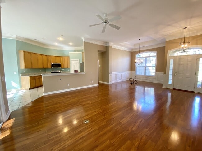 Photo - Gorgeous, Island West Home Available  for Rent!