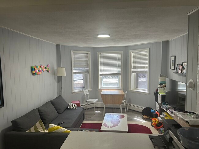 Photo - 11 Boardman St Unit B