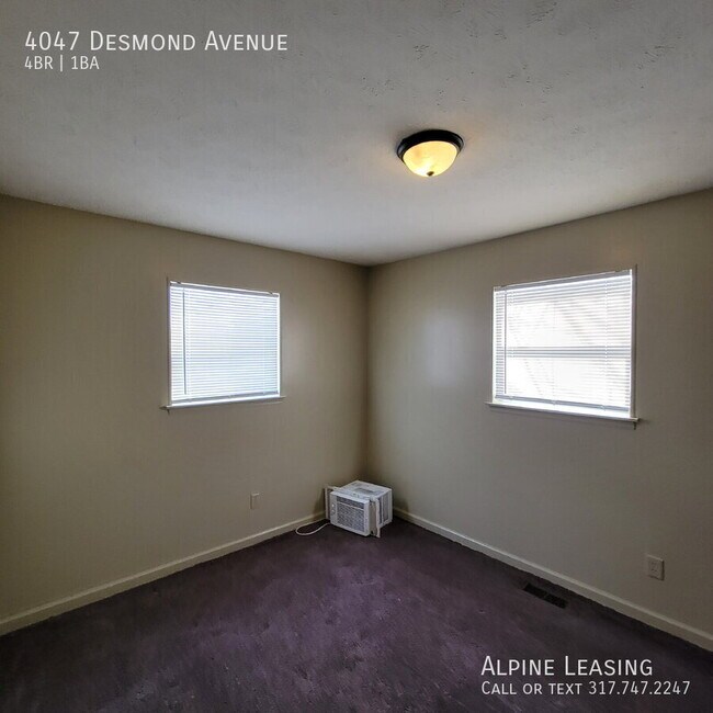 Photo - 4047 Desmond Ave