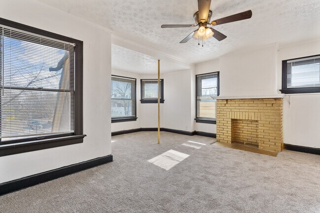 Photo - 603 Rockford Ave Unidad 1