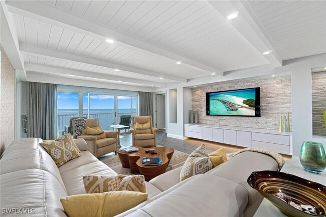 Building Photo - 9051 Gulf Shore Dr Unit 3