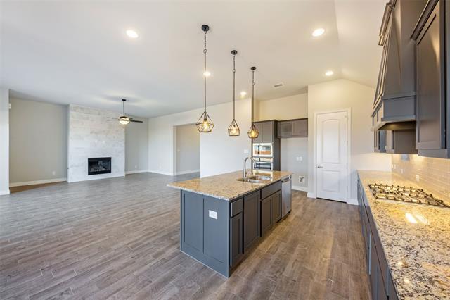 Photo - 2813 Carisbrooke St