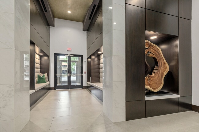 Photo - 855 Peachtree St NE