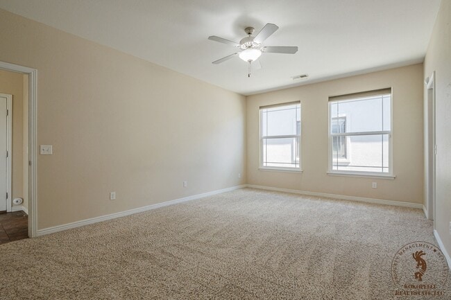 Photo - 672 Muirfield Drive