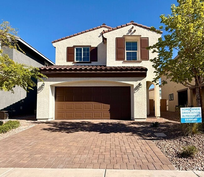 Building Photo - NEVER LIVED IN 4 BED 2.5 BATH 2 CAR GARAGE... Rental