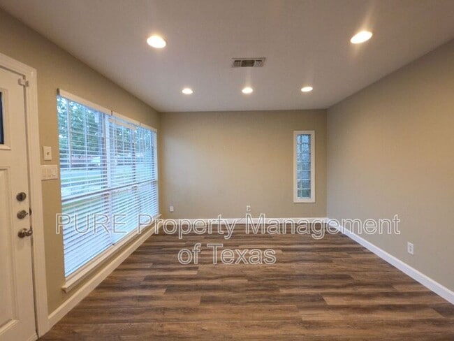 Photo - 4707 Philco Dr