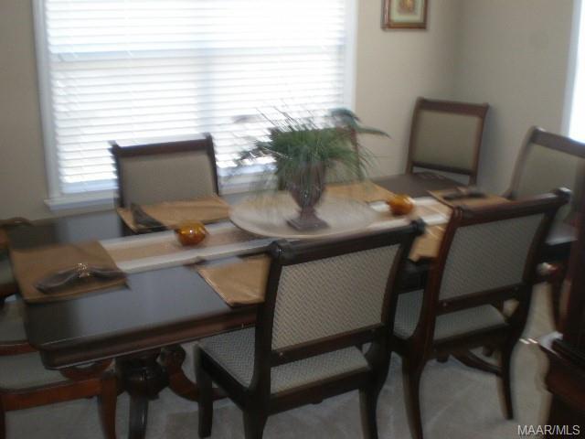 Photo - 408 Glenmede Ln