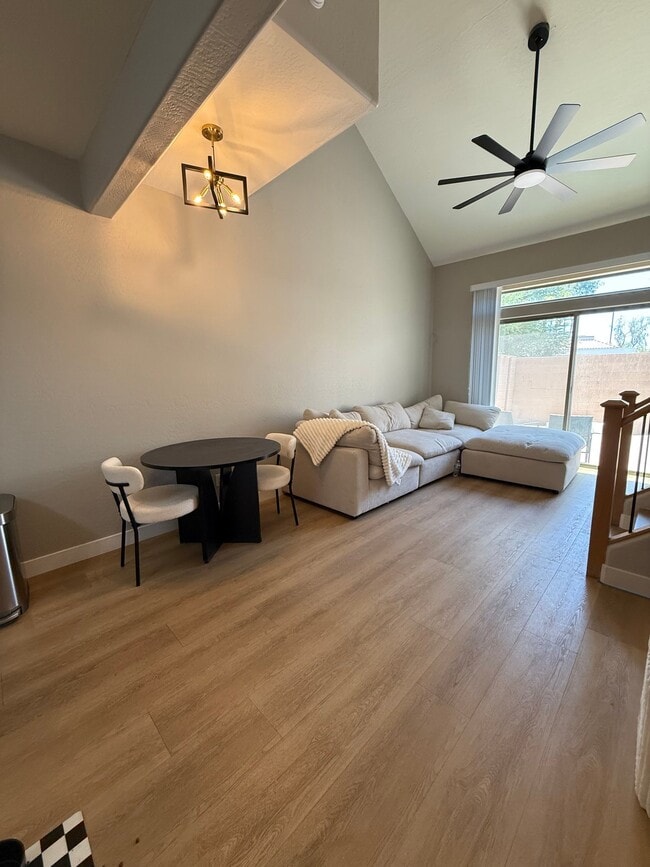 Photo - 1015 S Val Vista Dr