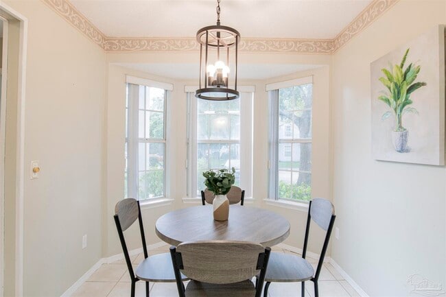 Photo - 2813 Langley Ave Unidad C105