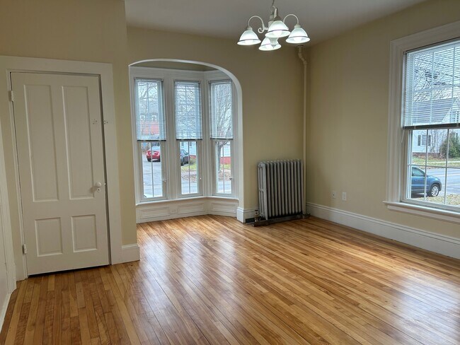 Photo - 440 Saint John St Apartments Unit 1