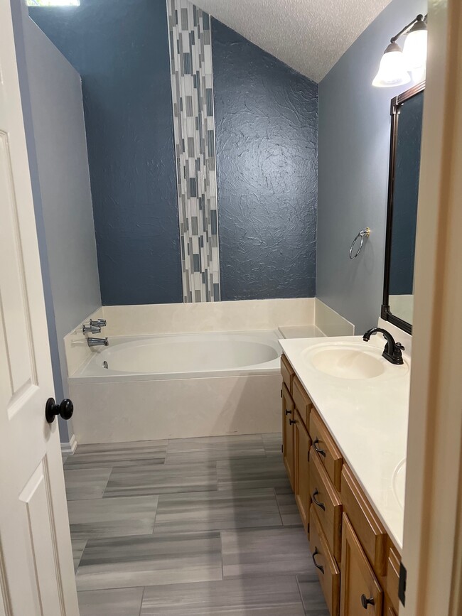 Photo - 4138 Stumberg Ln