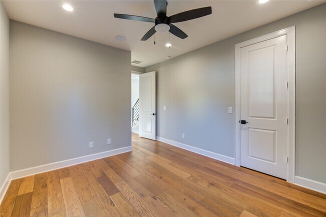 Photo - 820 Wakefield Dr