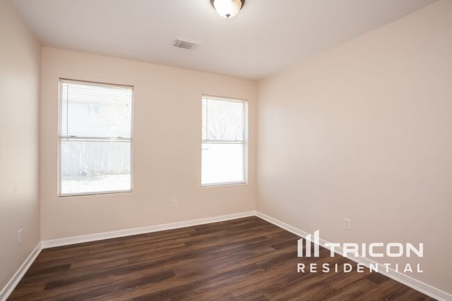 Photo - 15019 Easingwold Dr