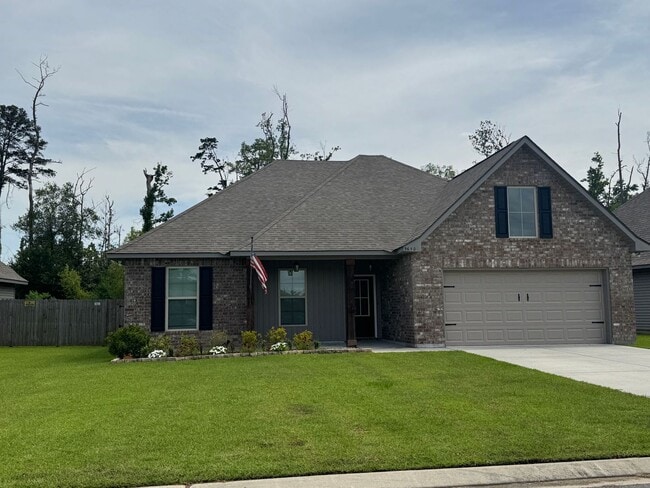 Building Photo - Like New - Home for Rent in Denham Springs