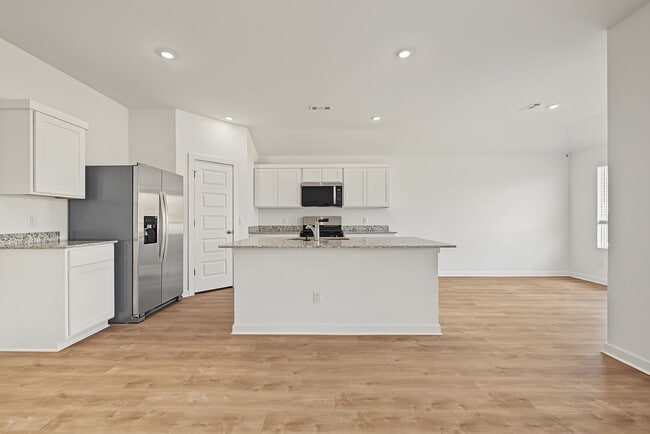 581 Riggs St
