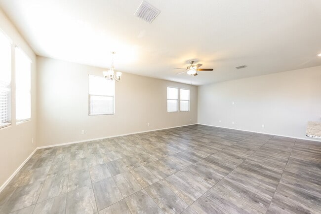 Photo - 16667 W Sierra St