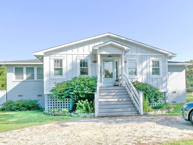 Photo - 855 Herbert Perry Rd
