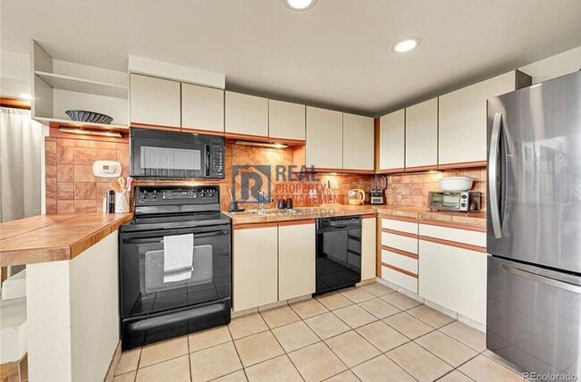 Photo - 2351 Federal Blvd