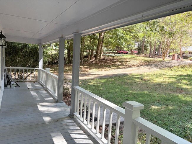 310 Shadow Moss Dr