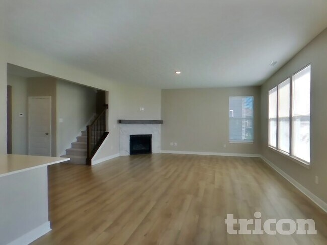 Photo - 4883 Morenci Ct