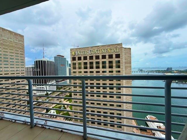 Photo - 335 S Biscayne Blvd Unidad 3408