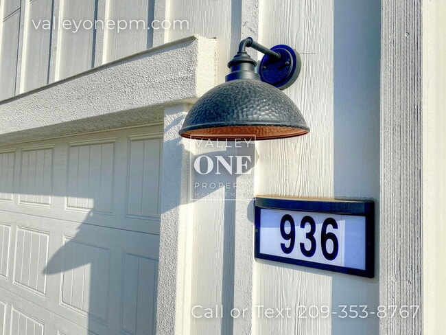 Photo - 936 Tipton Ln