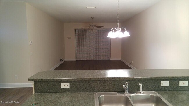 Photo - 41 Sorrento Ct