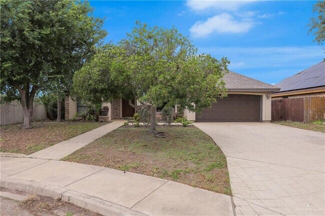 Photo - 20 N 42nd St