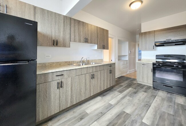 Photo - 4937 W 18th St Unit 2W