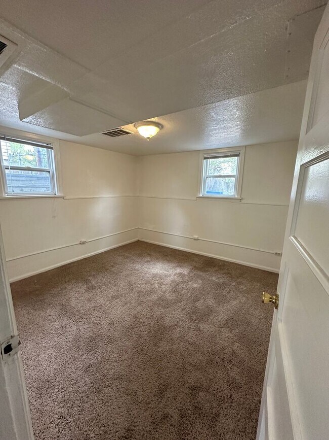 Photo - MS2204 Unit BSMT