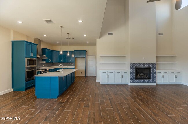 Photo - 972 Pellegrino Ave