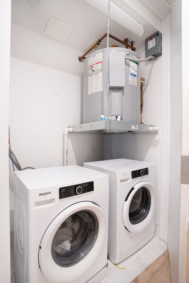 Photo - 132 W 26th St Unit ID1335206P