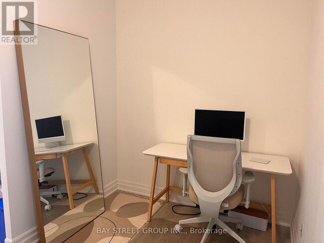 Photo - 10 Rouge Valley Dr W Unit 817A