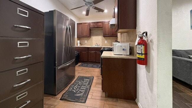 Photo - 7901 Record St