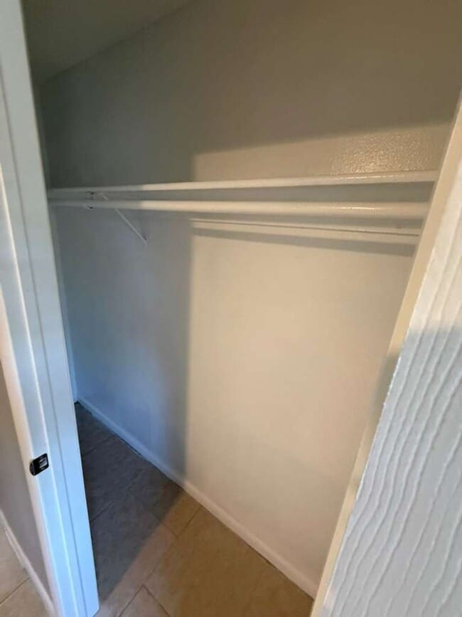 Photo - 2584-2586 Chestnut Woods Dr Unit 2584 Chestnut Woods Dr