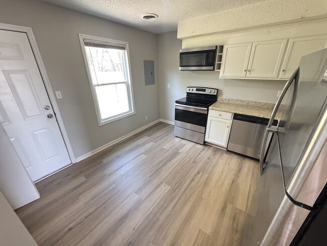 Photo - 179 Ingle Dr Unit B5