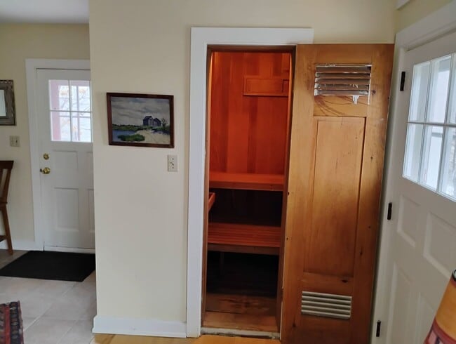 Photo - 873 Bragg Hill Rd Unit 2