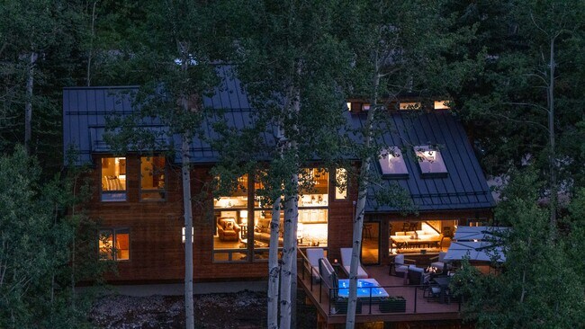 Photo - 215 Maple Ridge Ln Casa